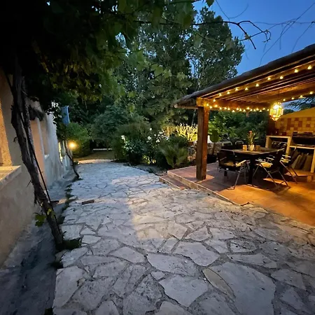 Holiday home L'ancienne Forge Villarzel-du-Razes